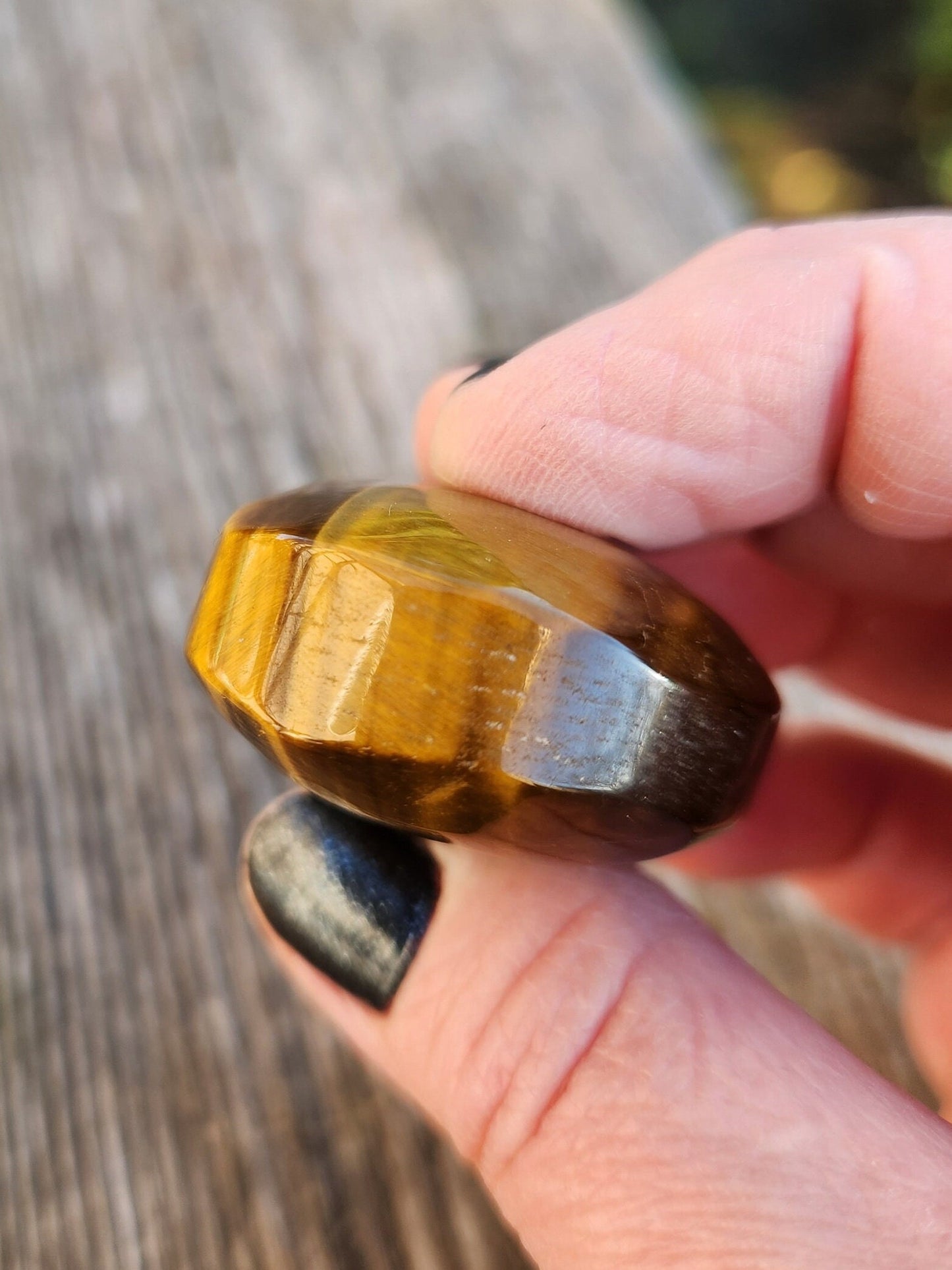 Flashy Tiger's Eye Palm Stone: Natural Polished Crystal