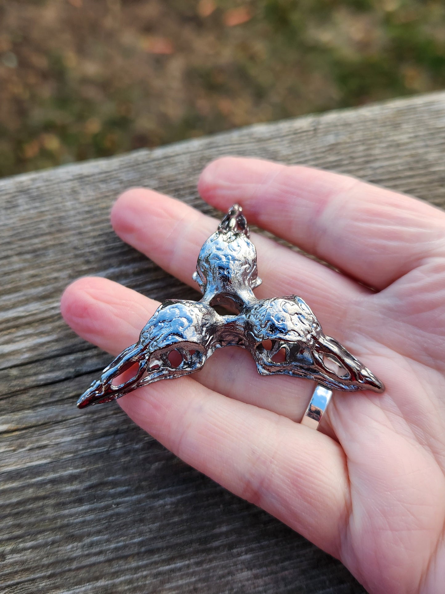 3 Raven Skull Shiny Dark Silver Crystal Sphere Holder