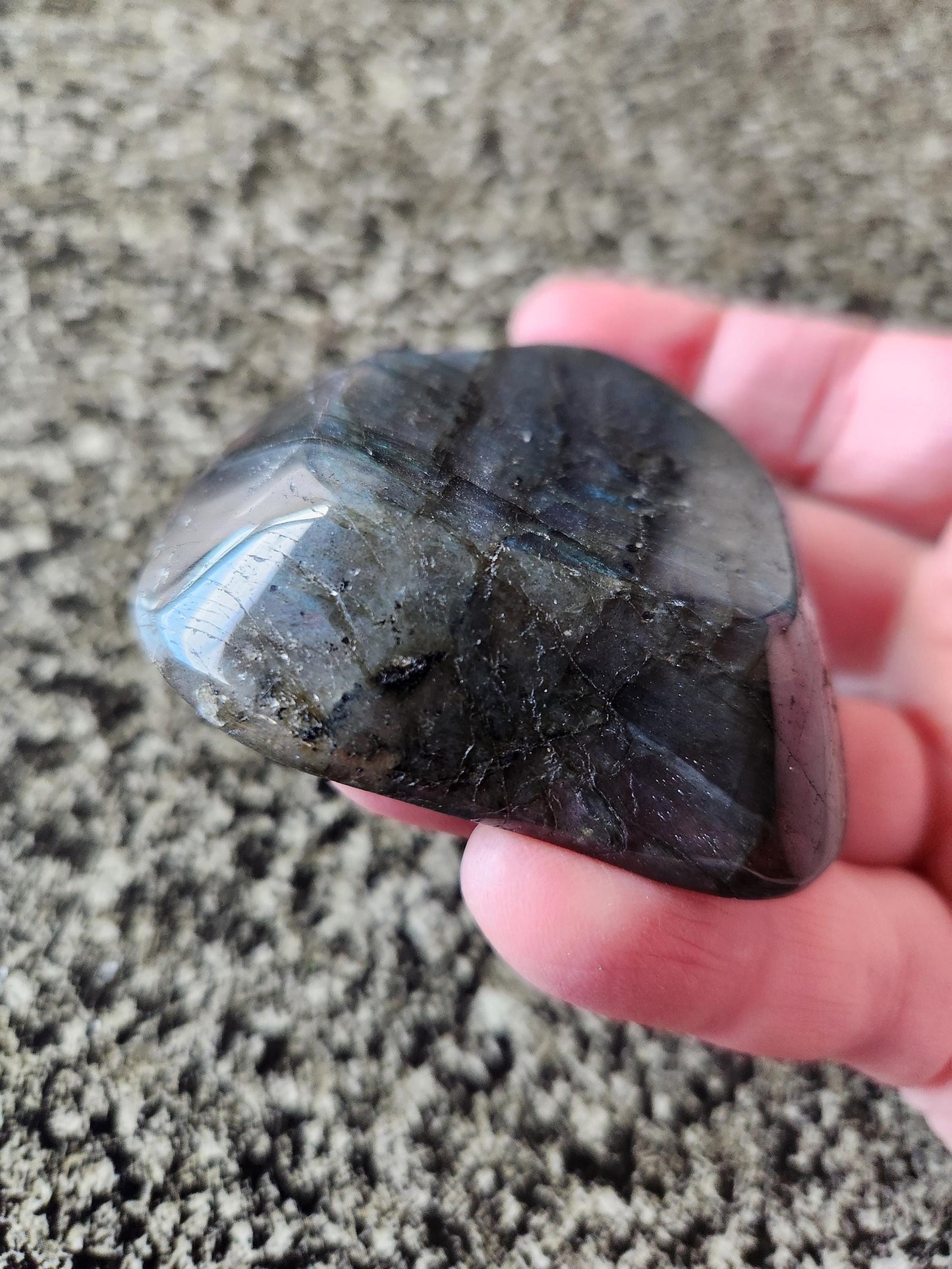 Labradorite Bowl or Dish Carving: Crystal with Blue Flash