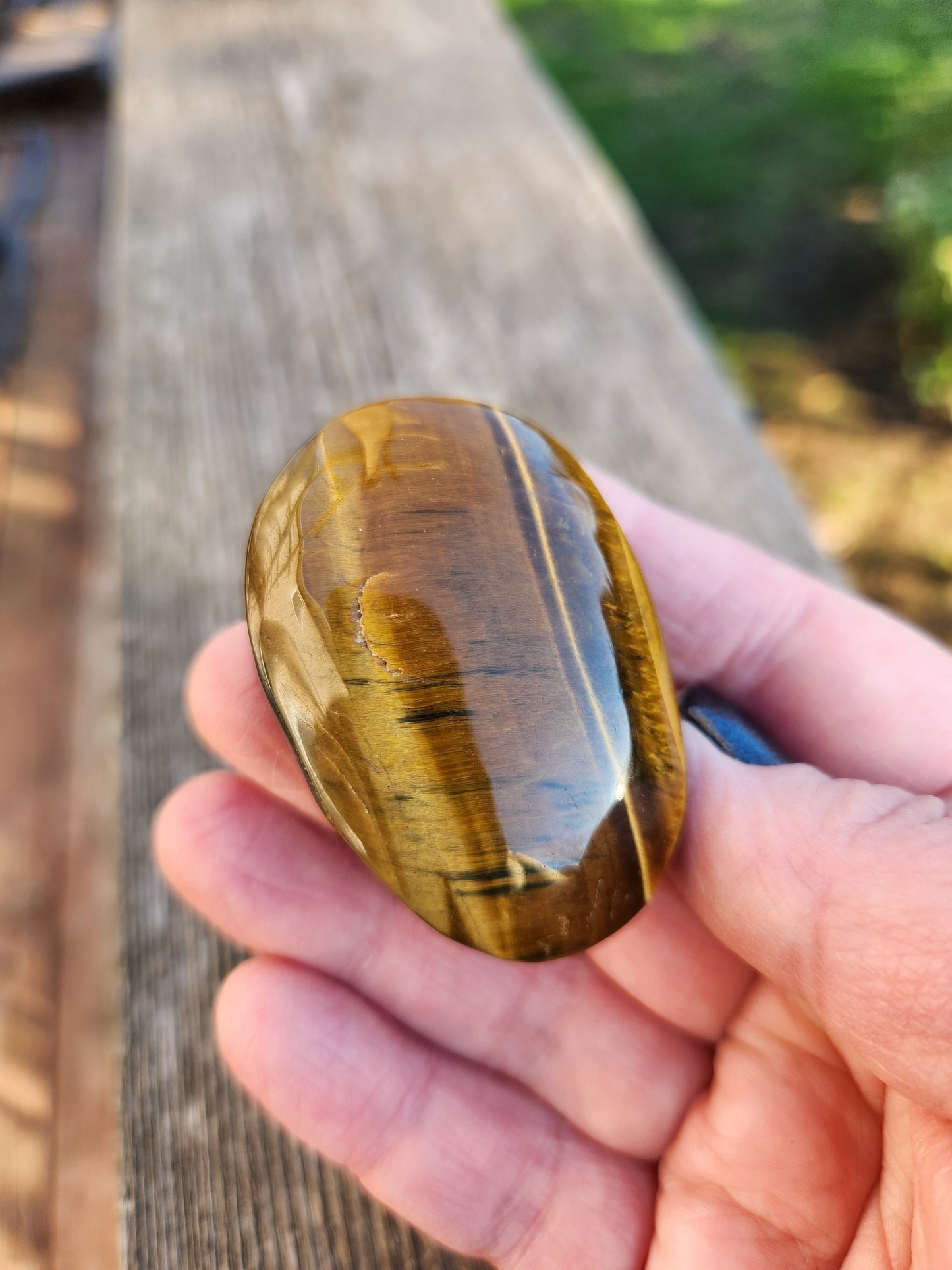 Flashy Tiger's Eye Palm Stone: Natural Polished Crystal