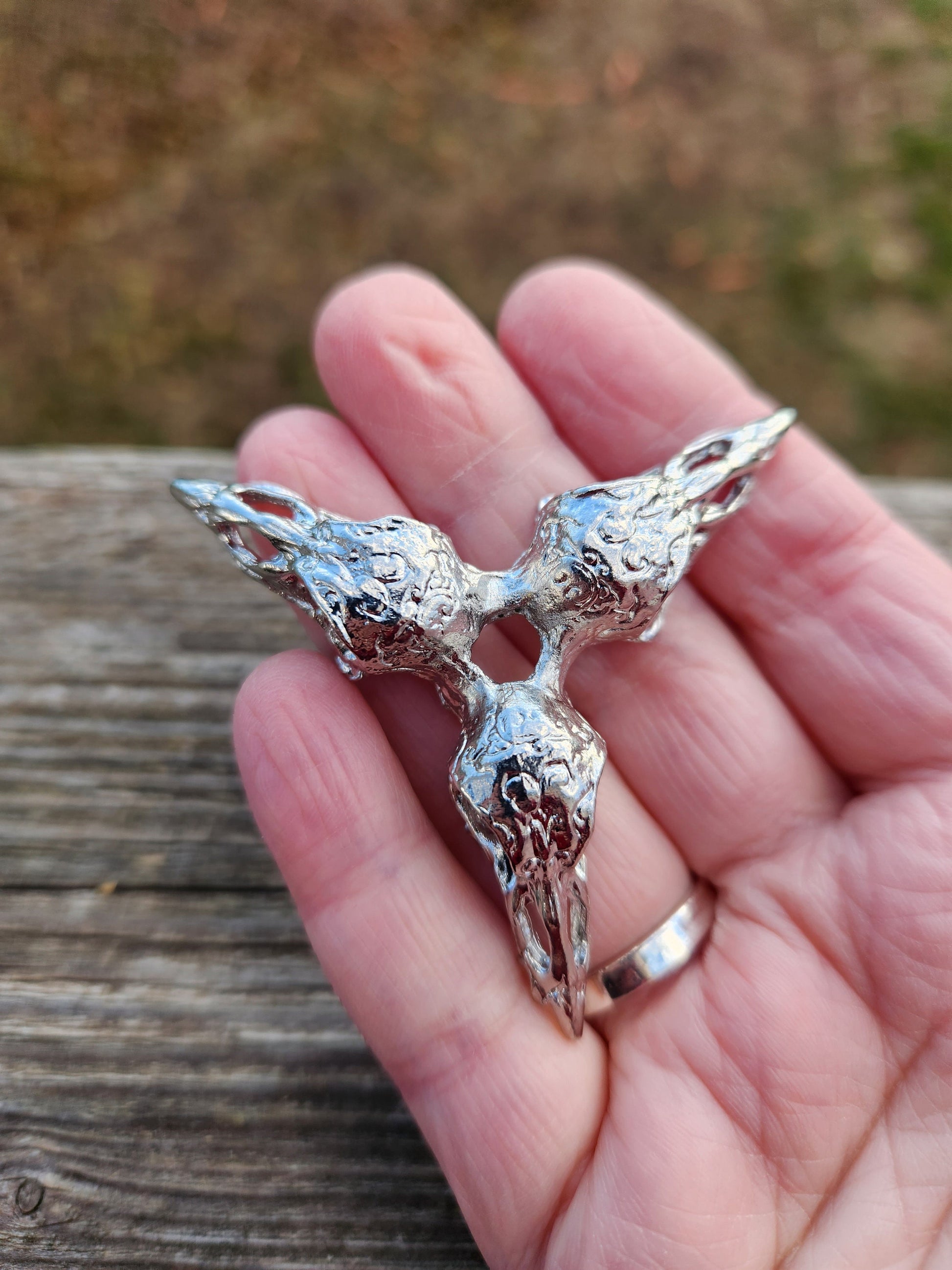 3 Raven Skull Shiny Silver Crystal Sphere Holder