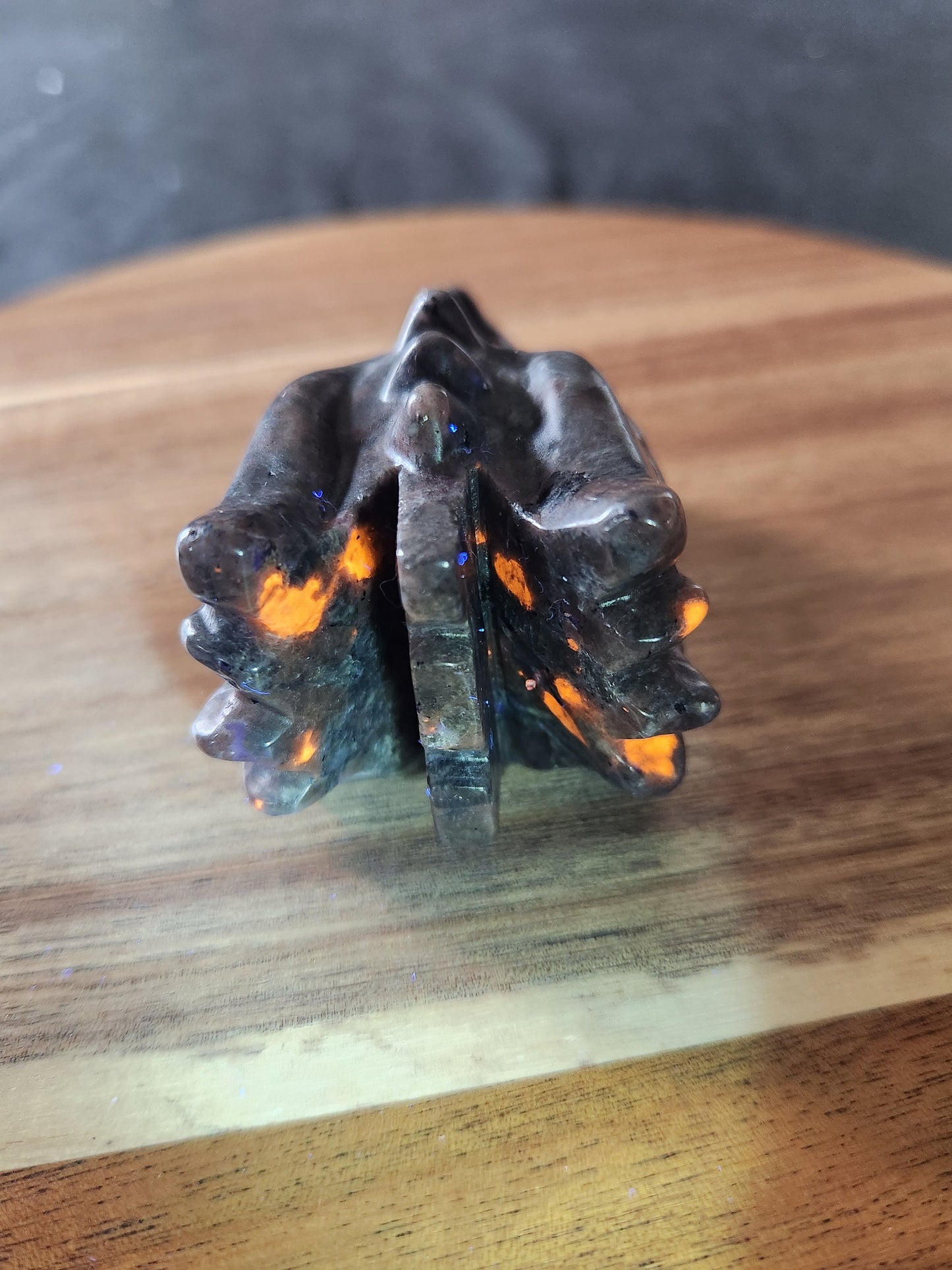 Beautiful AAA Yooperlite UV Reactive Unique Dragon Head Rock Crystal, Emberlite, DnD