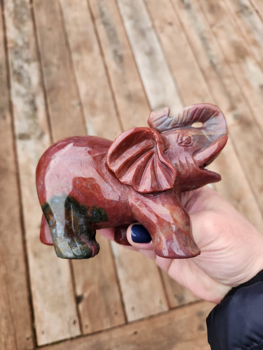 Polished Indian Agate Carved Elephant Crystal Stone