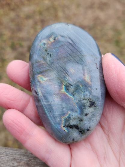 AAA Labradorite Palm Stone: High Polished Crystal with Peacock Flash