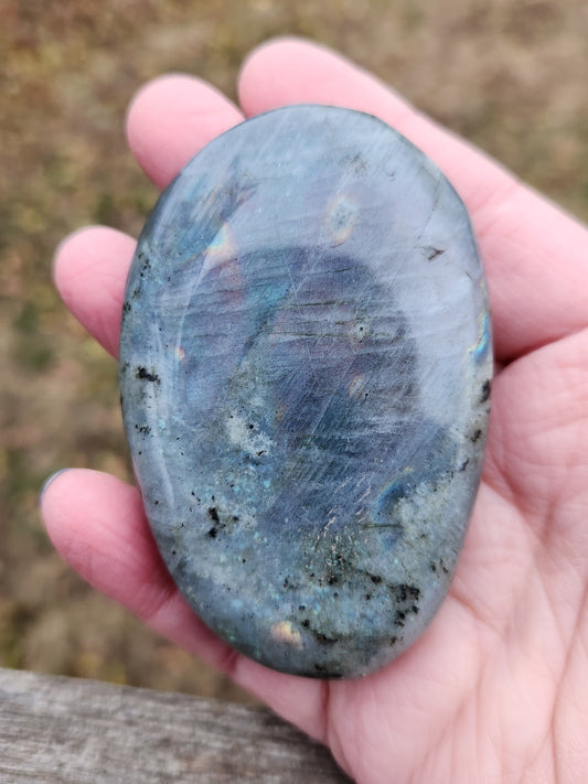 AAA Labradorite Palm Stone: High Polished Crystal with Peacock Flash