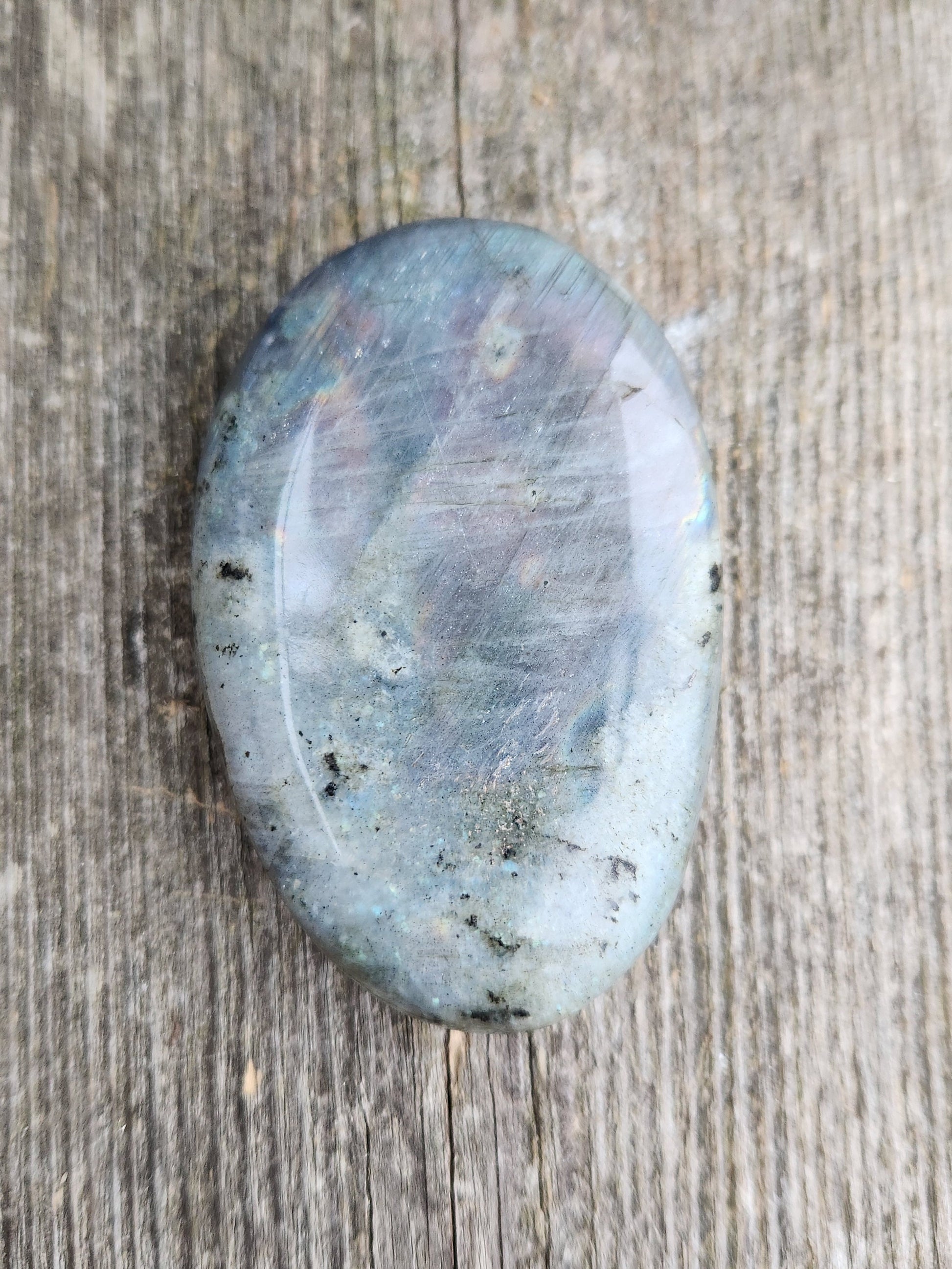 AAA Labradorite Palm Stone: High Polished Crystal with Peacock Flash