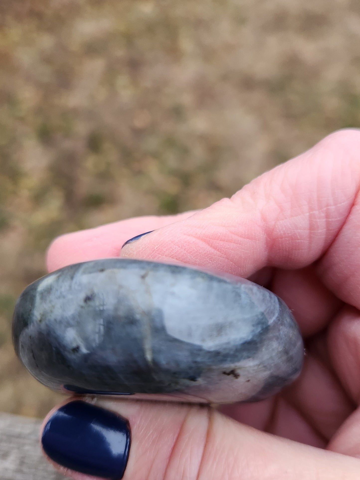 AAA Labradorite Palm Stone: High Polished Crystal with Peacock Flash