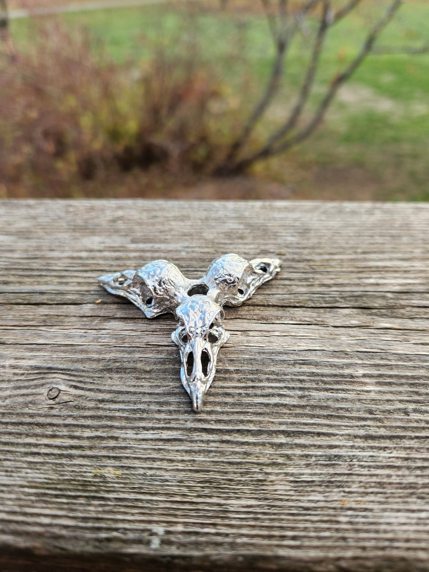 3 Raven Skull Shiny Silver Crystal Sphere Holder