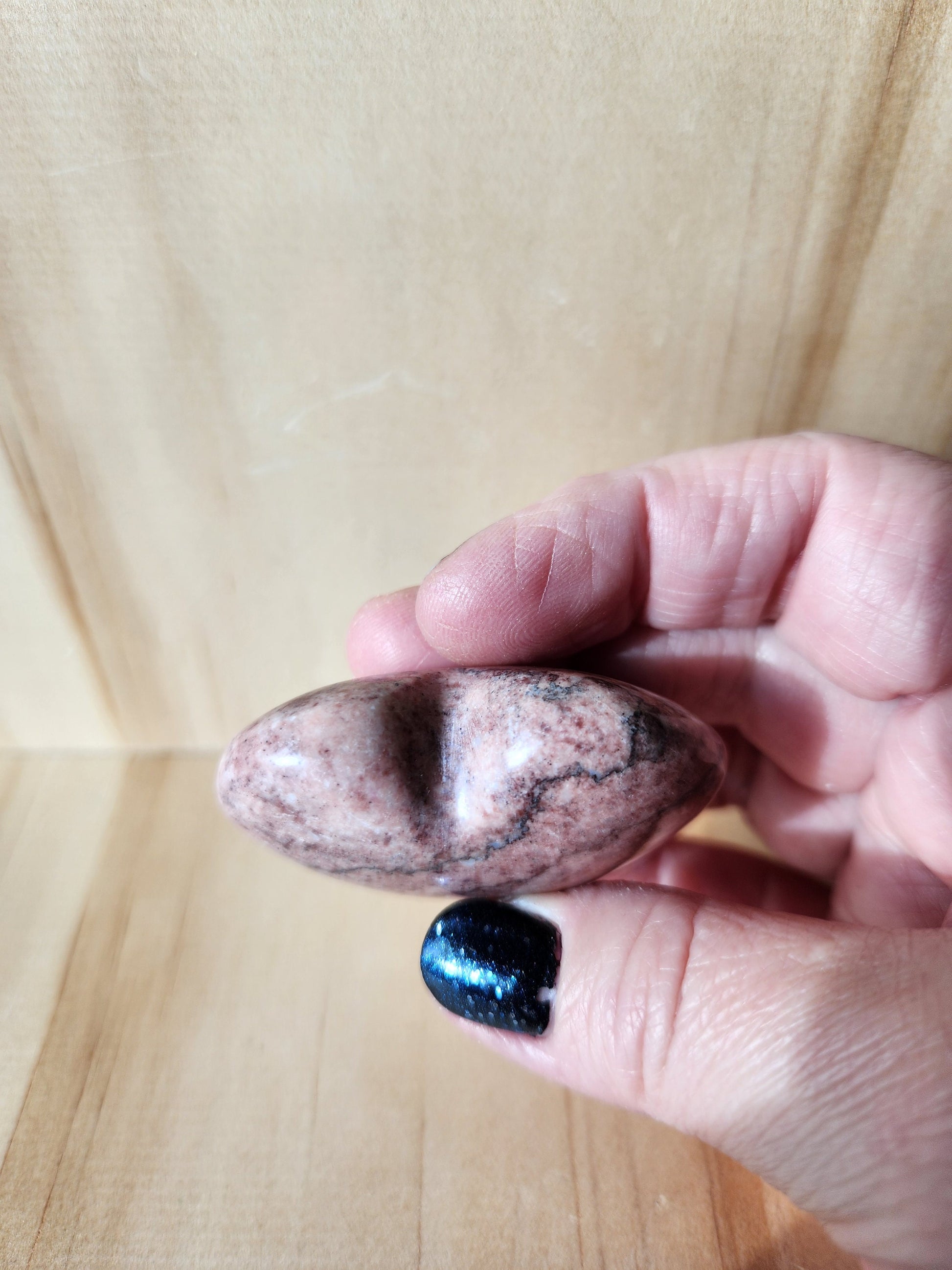 AAA Strawberry Onyx Crystal Heart, Buttery Polish