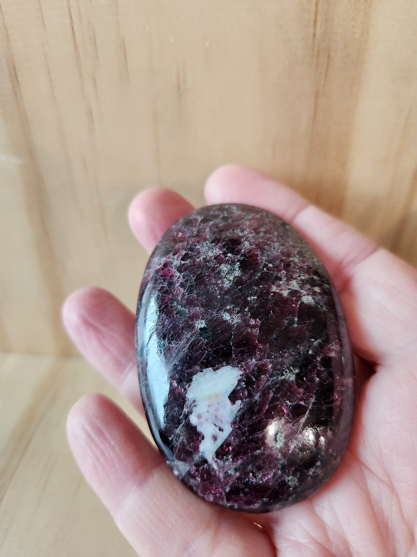 Gorgeous High Quality and High Polished AAA Juicy Red Raspberry Almandine Garnet palm stone from India