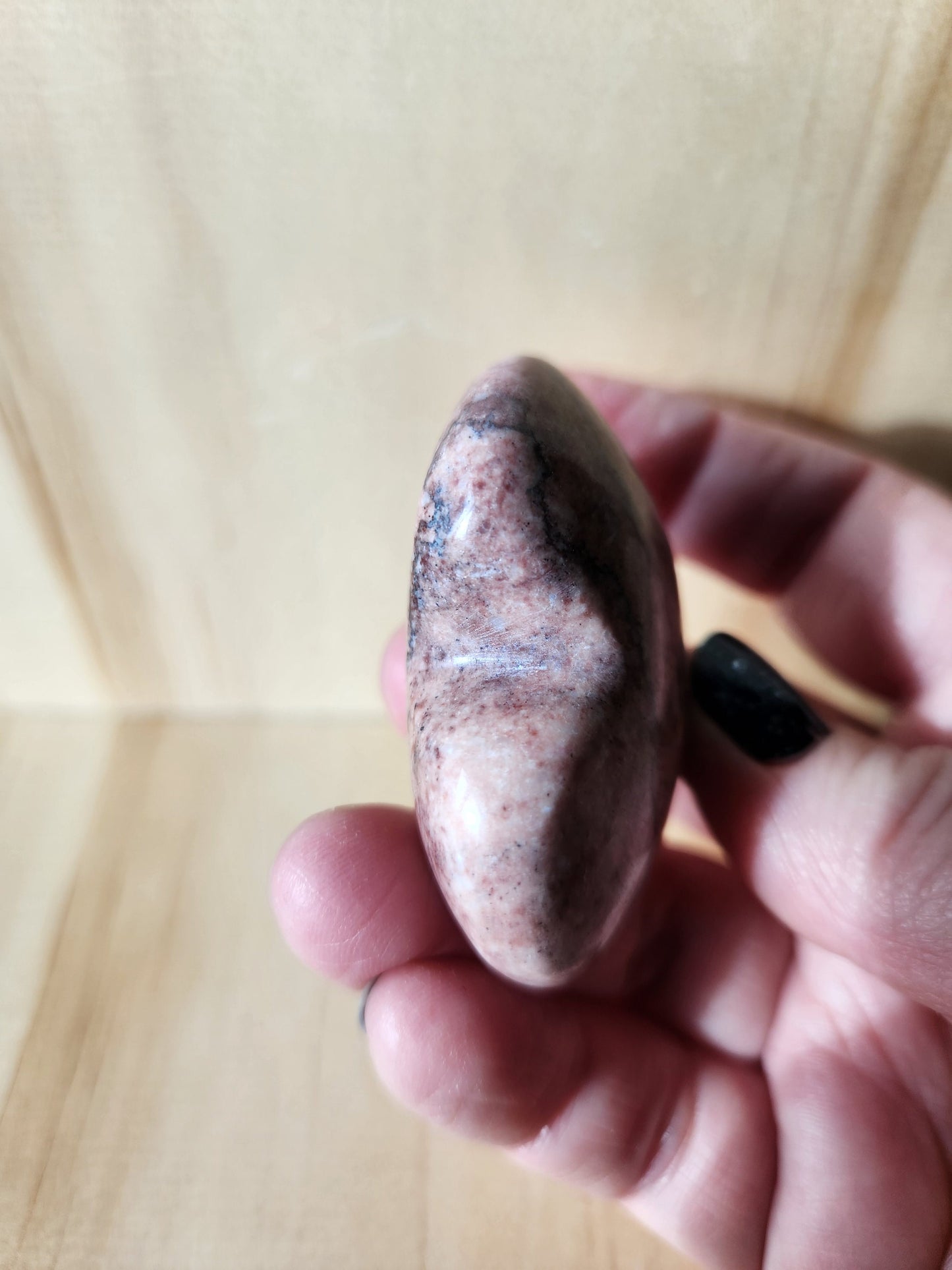 AAA Strawberry Onyx Crystal Heart, Buttery Polish