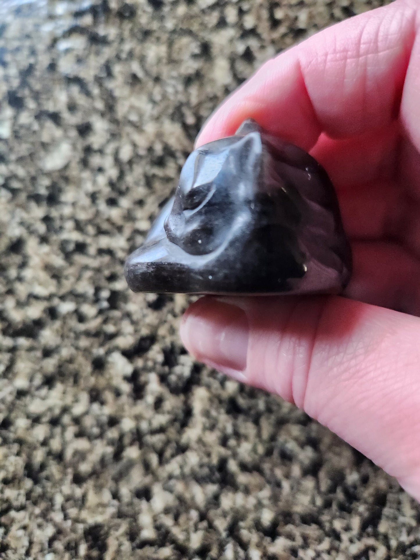 Super Cute Silver Sheen Obsidian Sleeping Cat Natural Stone Crystal with flash