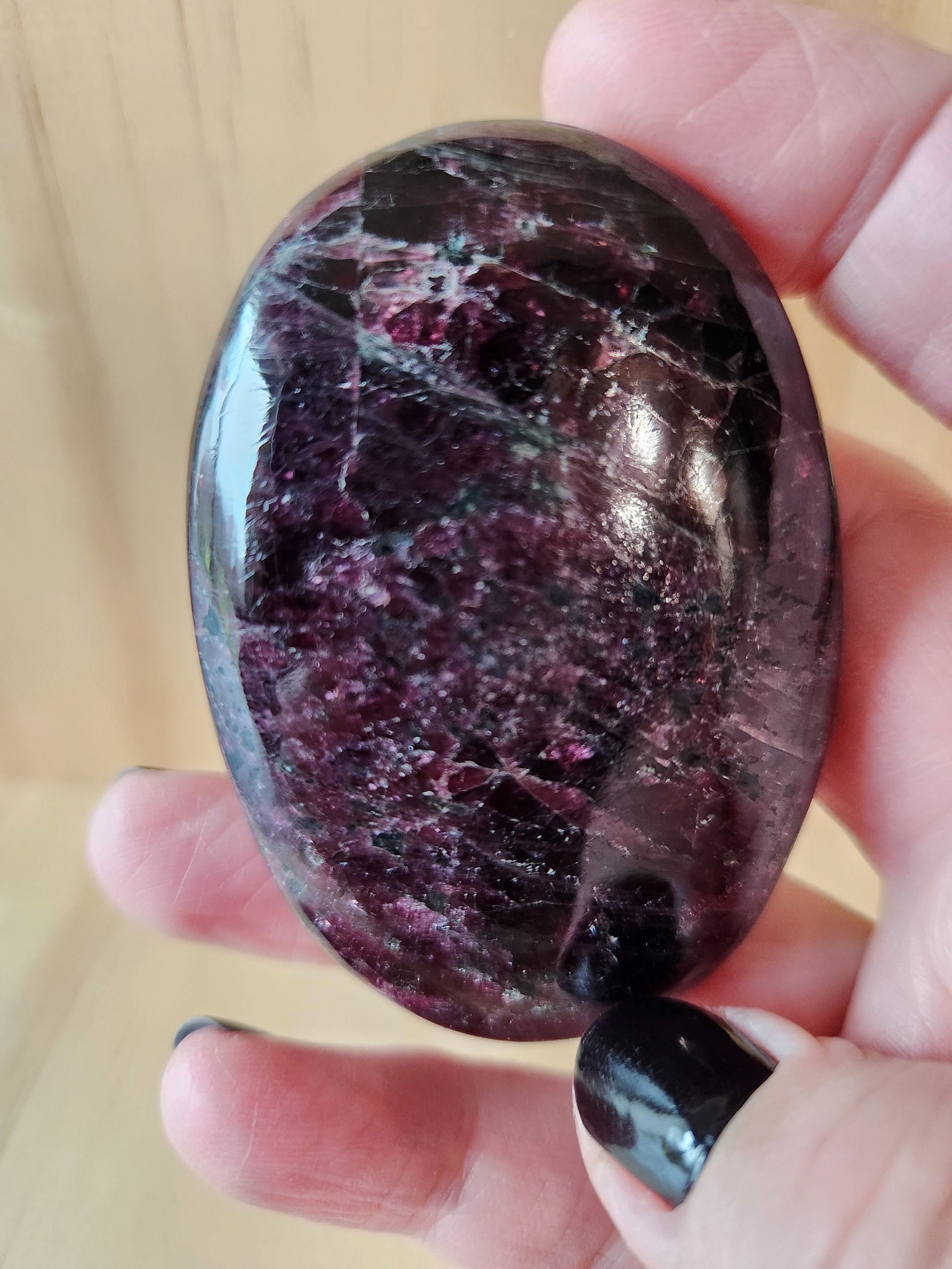 Gorgeous High Quality and High Polished AAA Juicy Red Raspberry Almandine Garnet palm stone from India