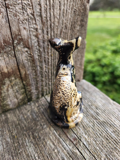 Hand Carved Picture Jasper Cat Figurine: Natural Stone Crystal