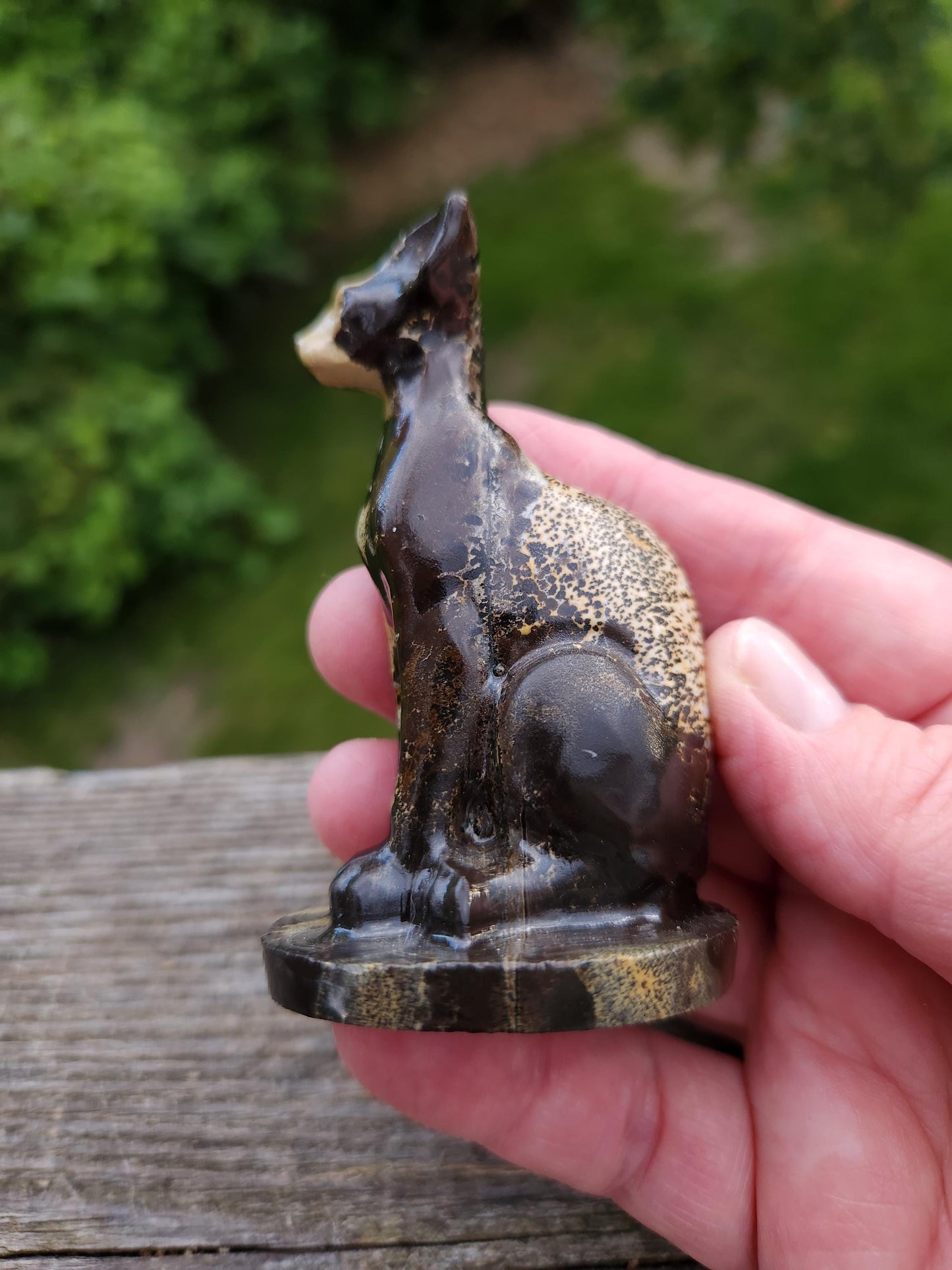 Hand Carved Picture Jasper Cat Figurine: Natural Stone Crystal