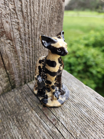 Hand Carved Picture Jasper Cat Figurine: Natural Stone Crystal