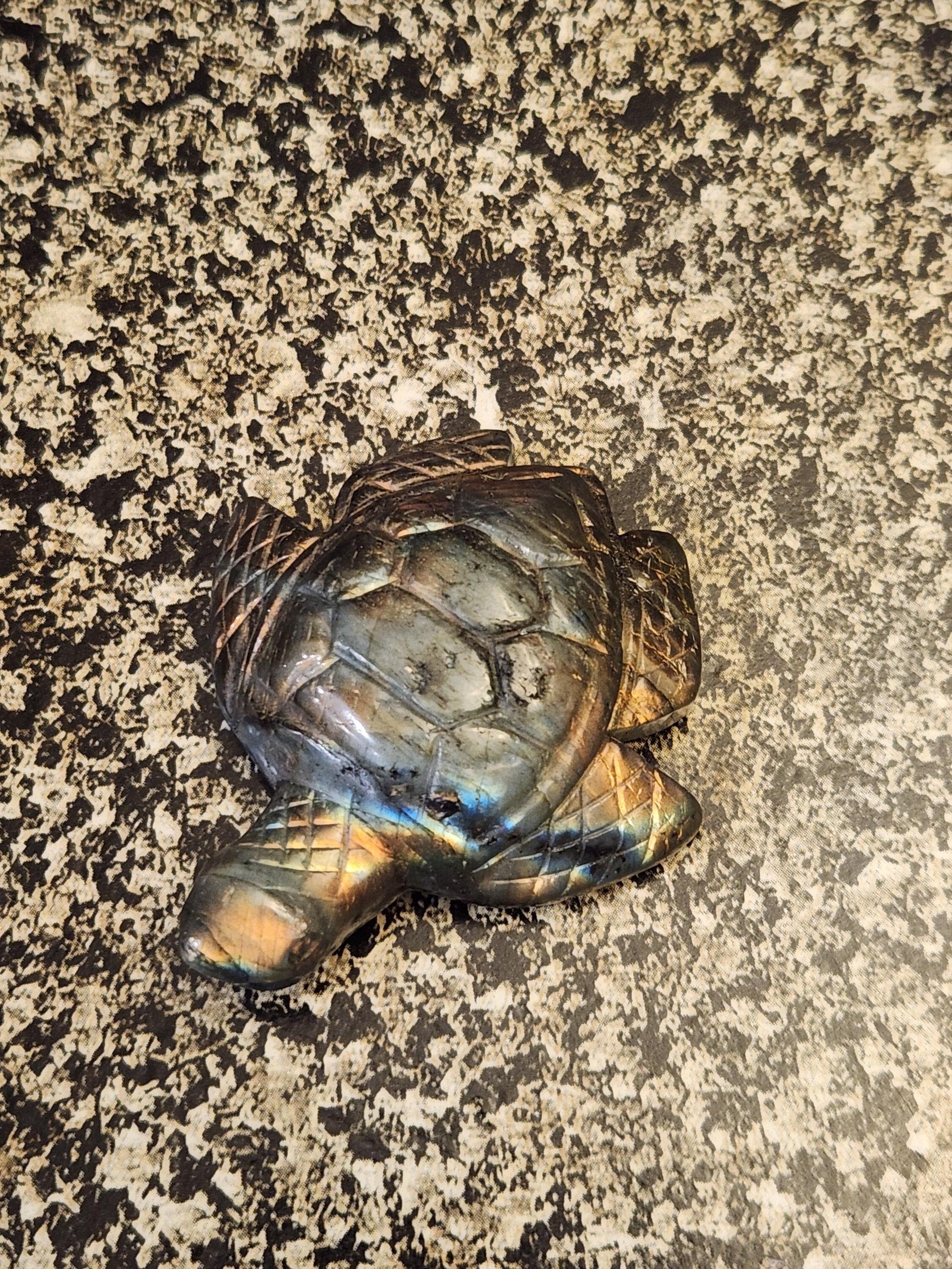 Labradorite Turtle Carving: Ocean Crystal with Flash