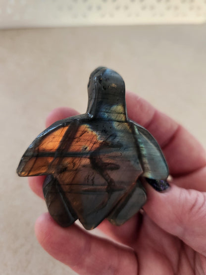 Labradorite Turtle Carving: Ocean Crystal with Flash