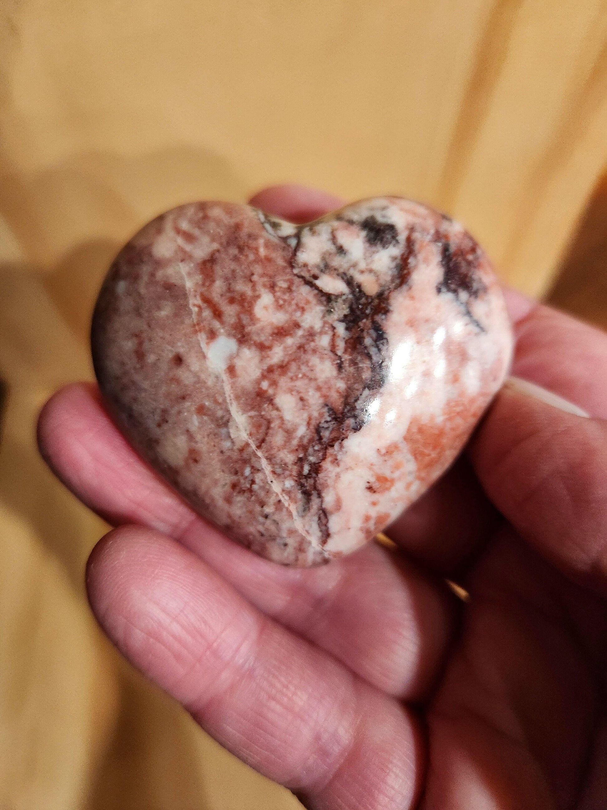 Polished Strawberry Onyx Crystal Heart: AAA Grade, Buttery Finish
