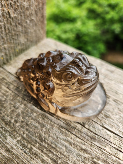 Smoky Quartz Money Toad: AAA Crystal Carving