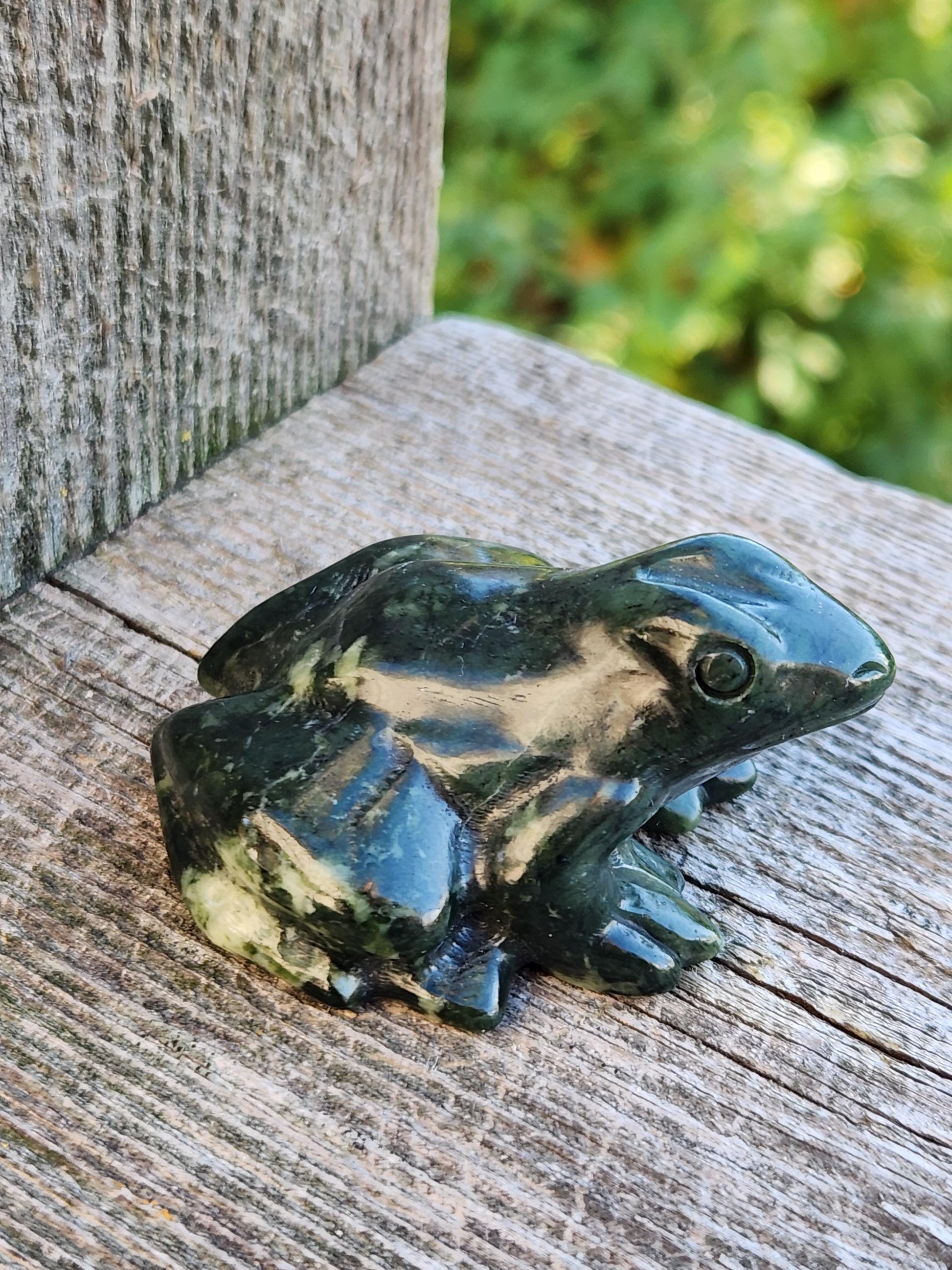 Dark Green Carved Jade Frog Crystal Stone