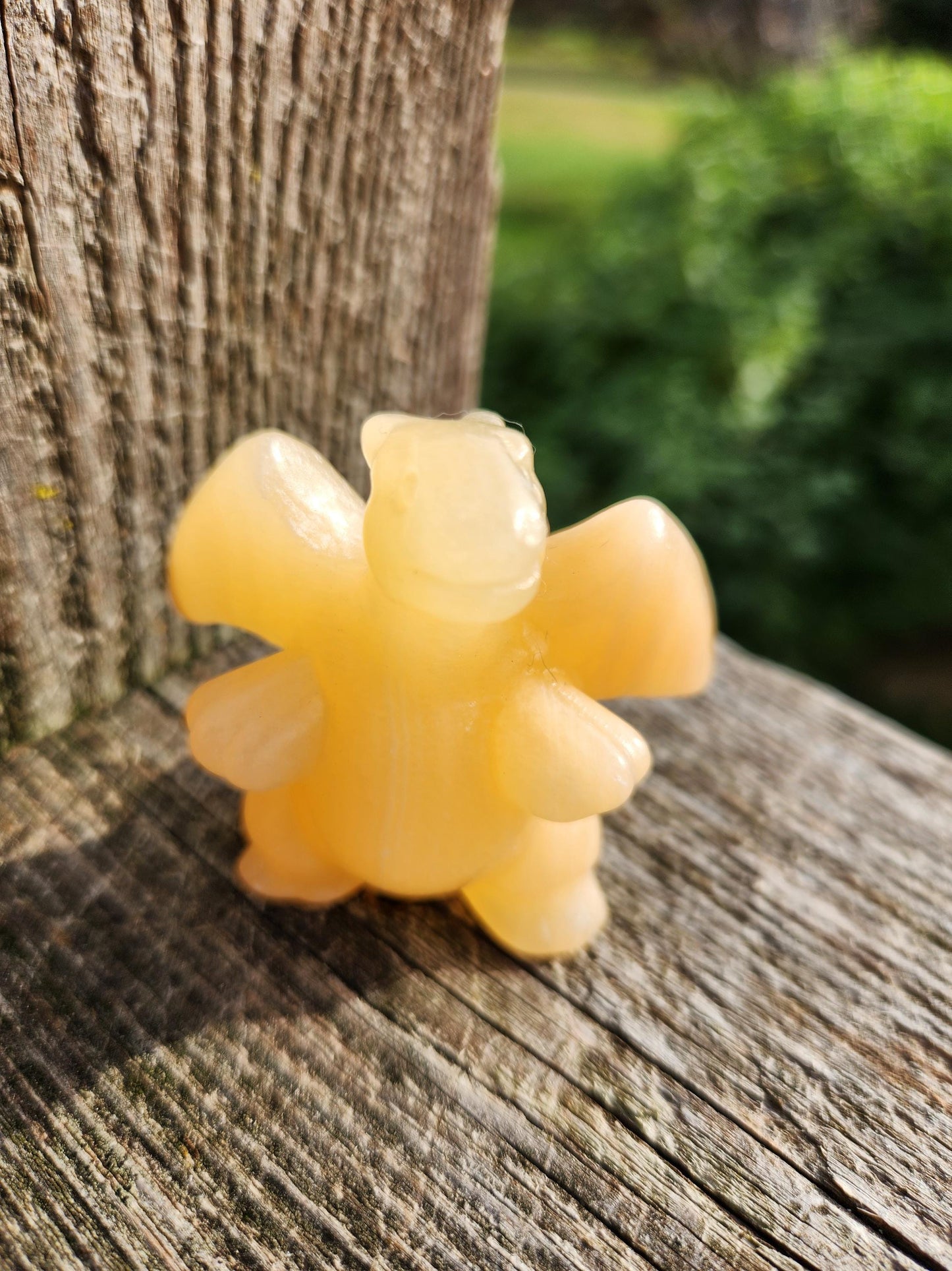 Super Cute Yellow Calcite Charizard, Pokemon, Dragon