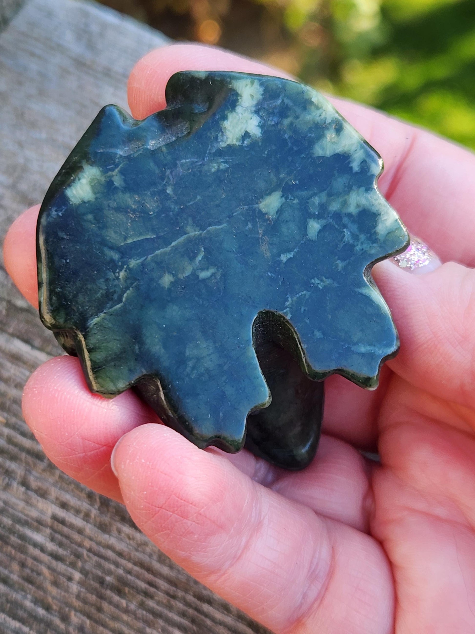Dark Green Carved Jade Frog Crystal Stone