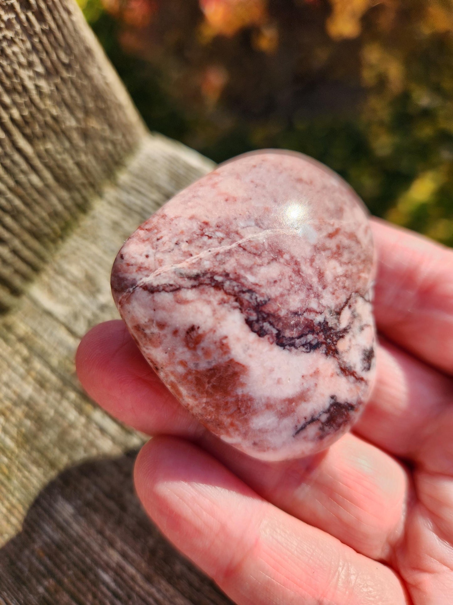 Polished Strawberry Onyx Crystal Heart: AAA Grade, Buttery Finish