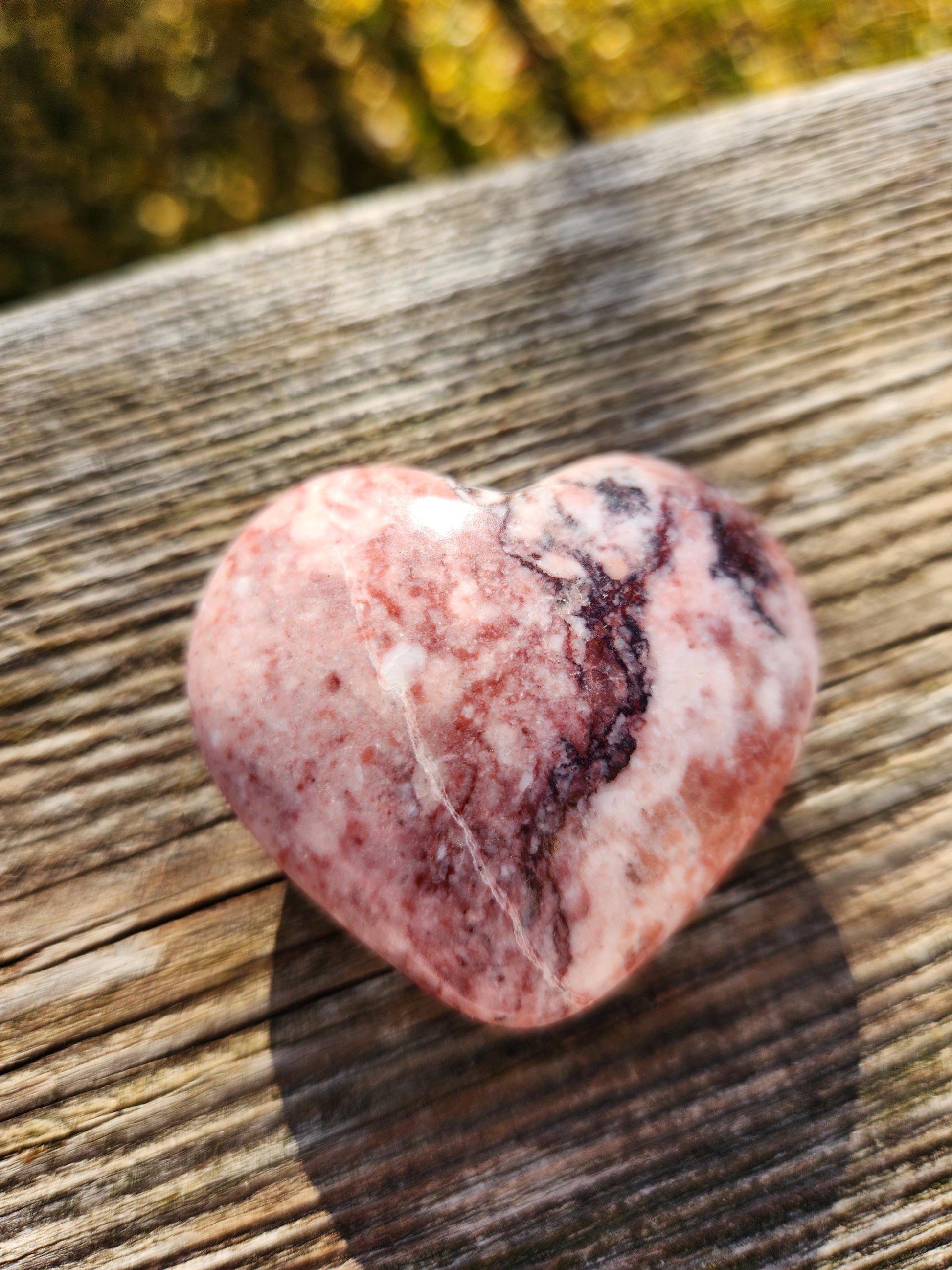 Polished Strawberry Onyx Crystal Heart: AAA Grade, Buttery Finish