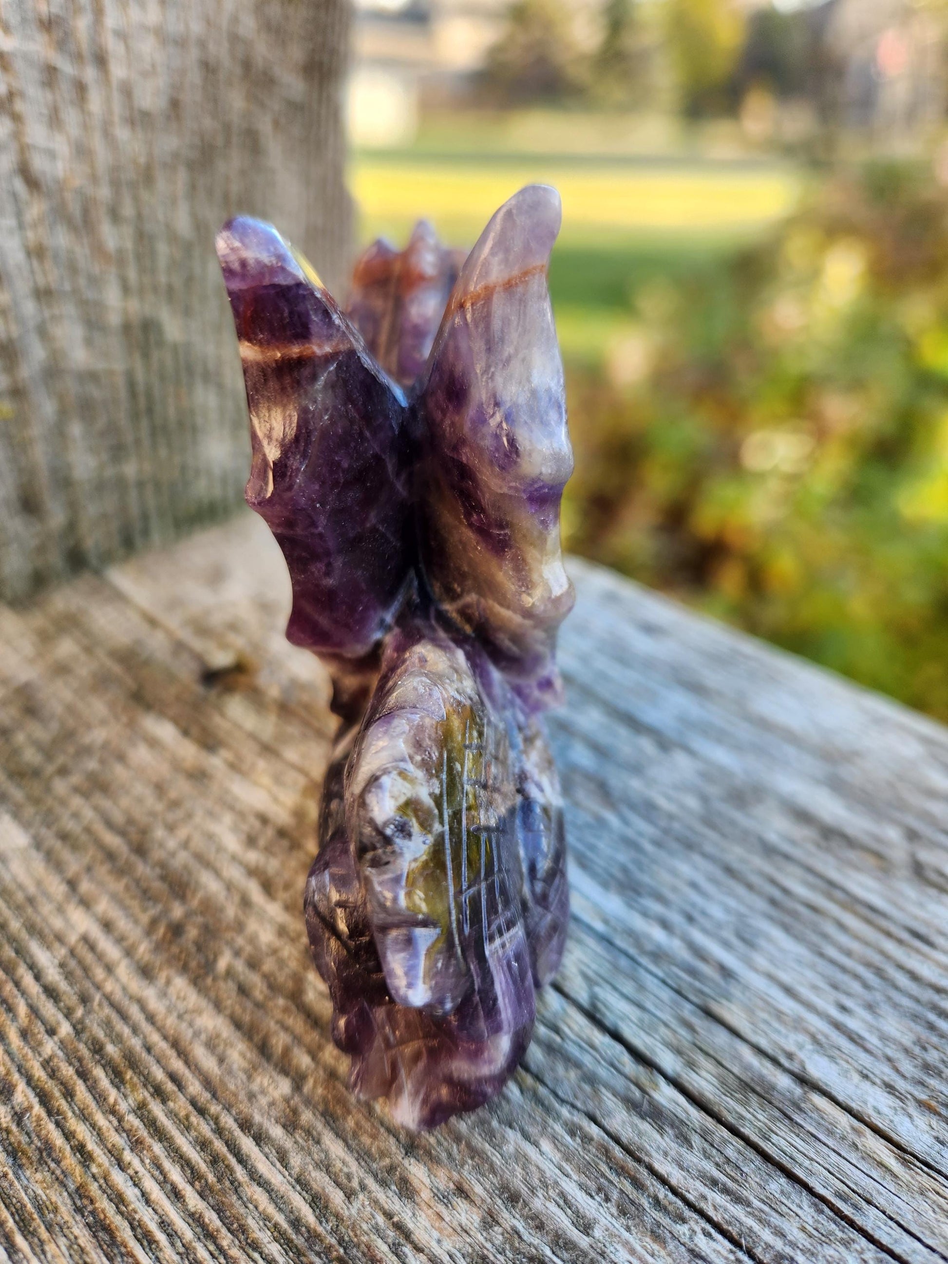 Dream Amethyst Crystal Dragon Carving - DnD, Decor