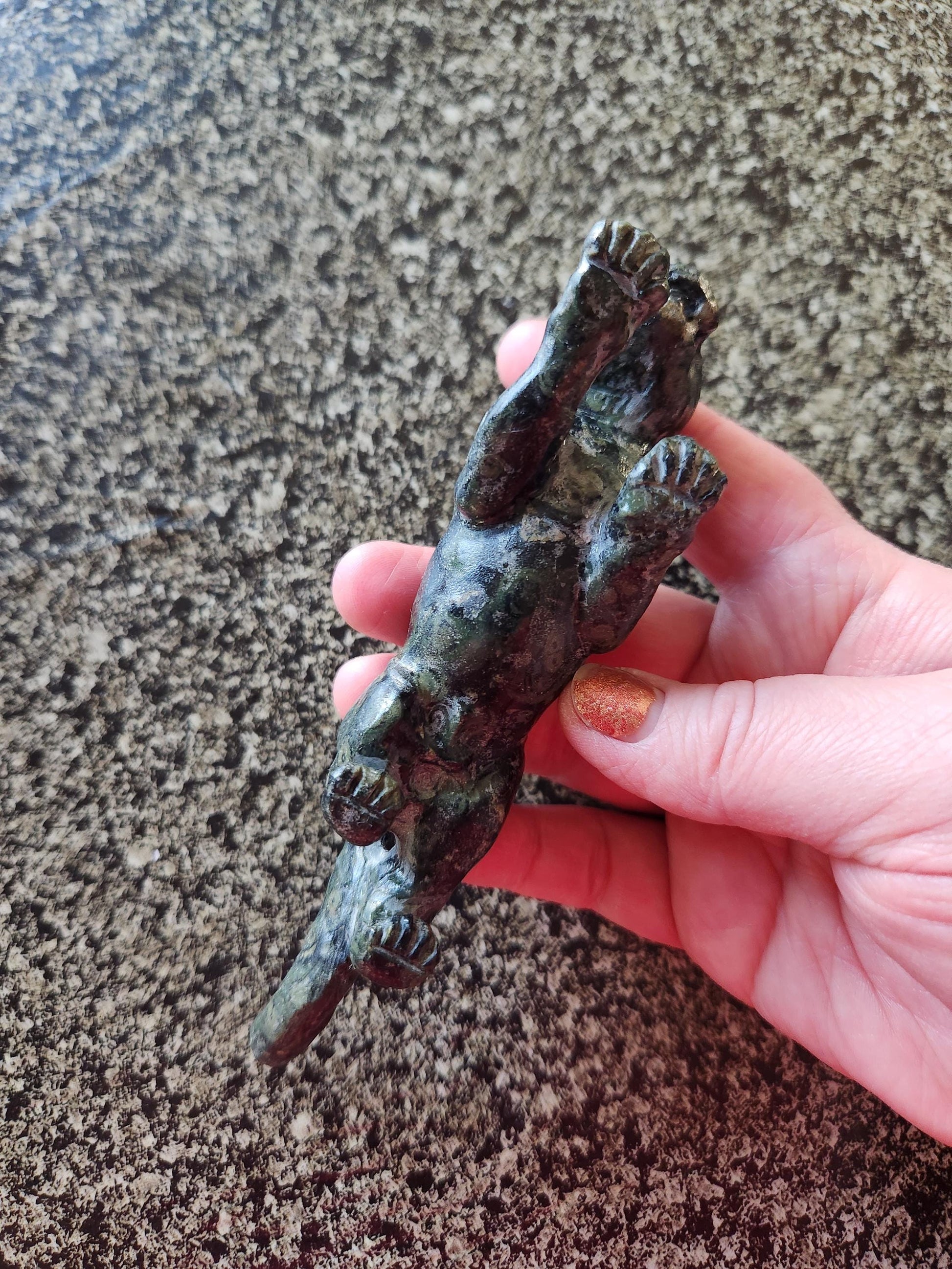 Jaguar Carved Kambaba Jasper Stone Natural Stone Crystal, Big Cat