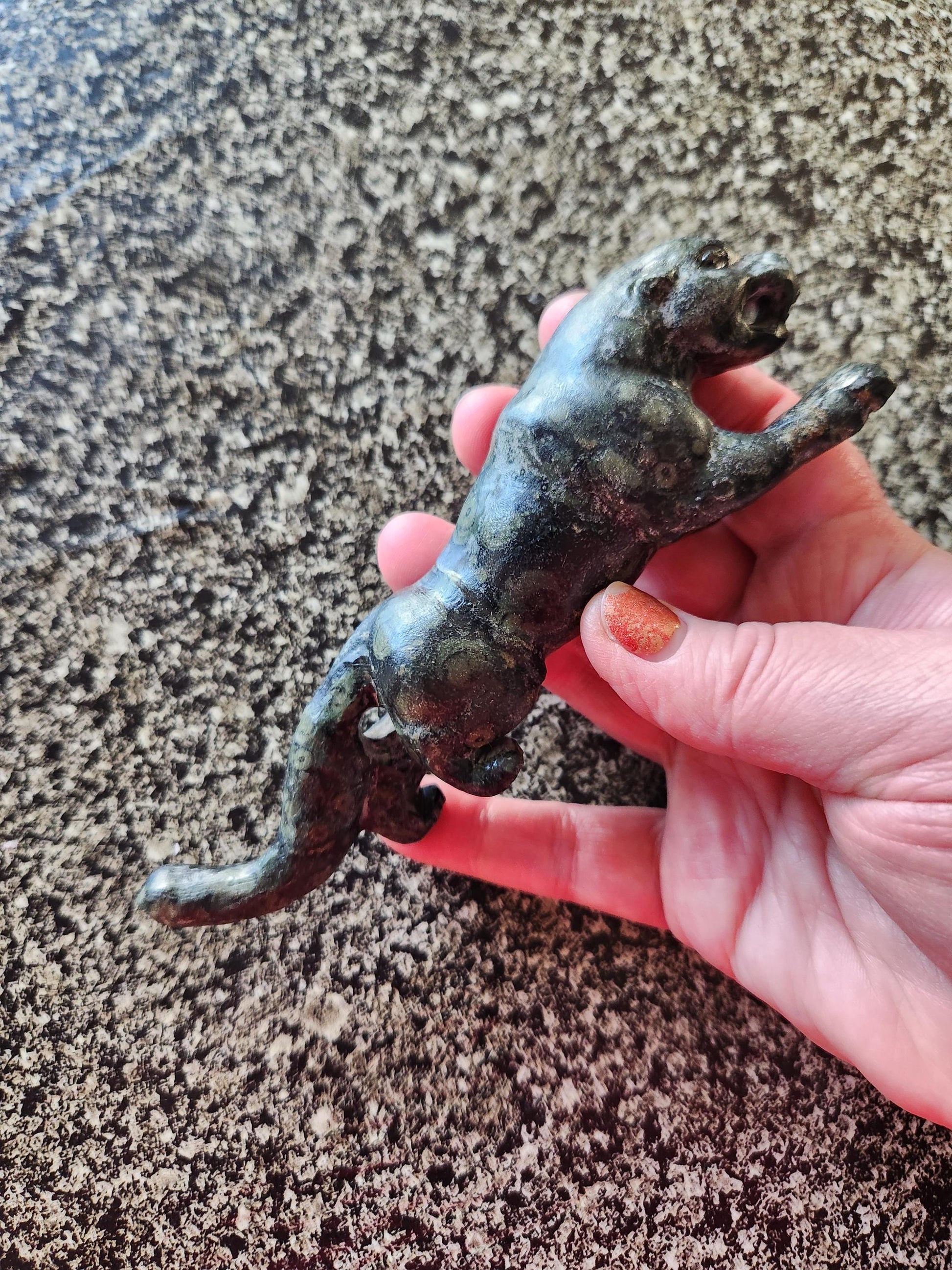 Jaguar Carved Kambaba Jasper Stone Natural Stone Crystal, Big Cat