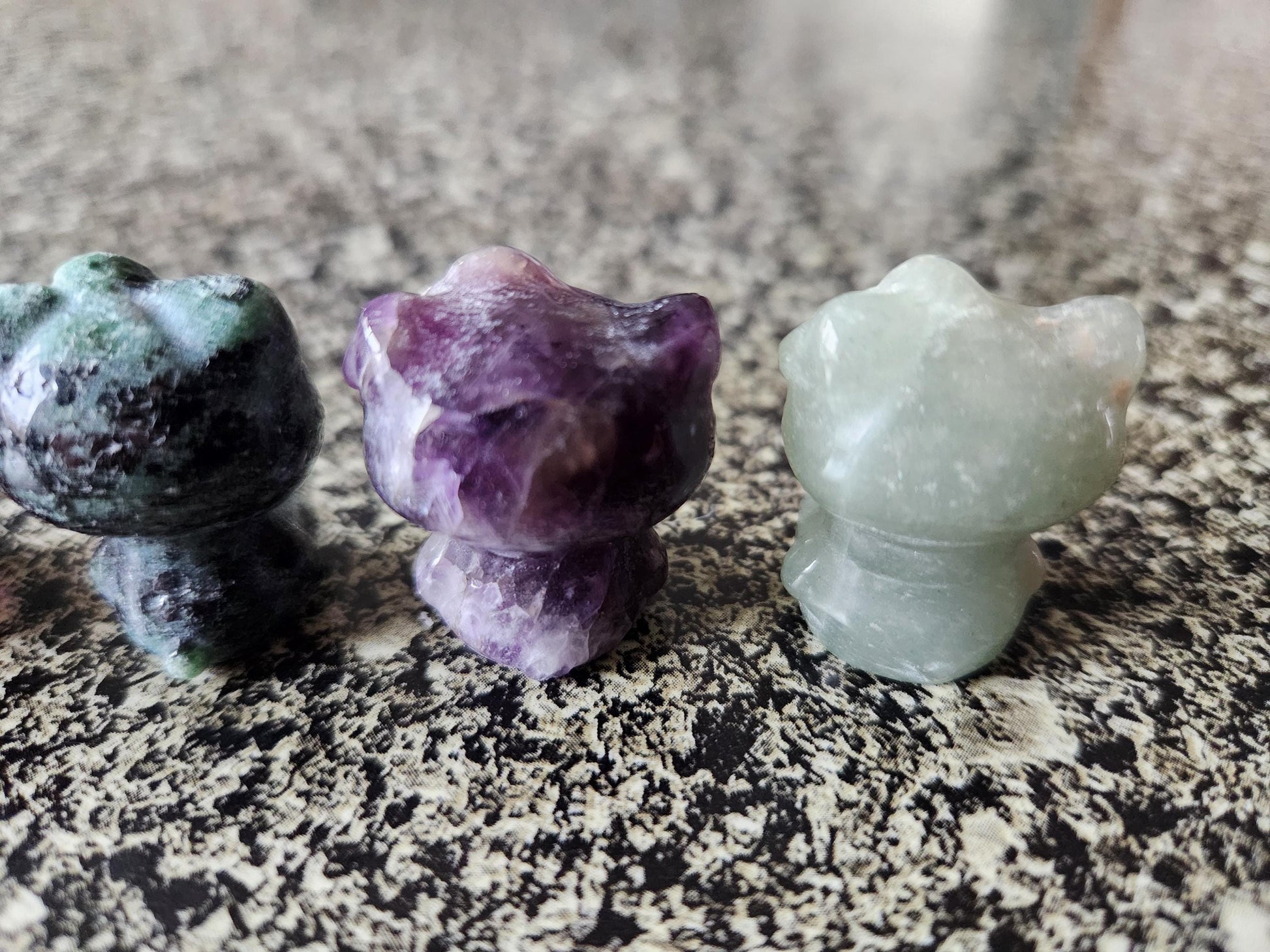 Carved Mini Hello Kitty Crystal Stone: Various Stone, One