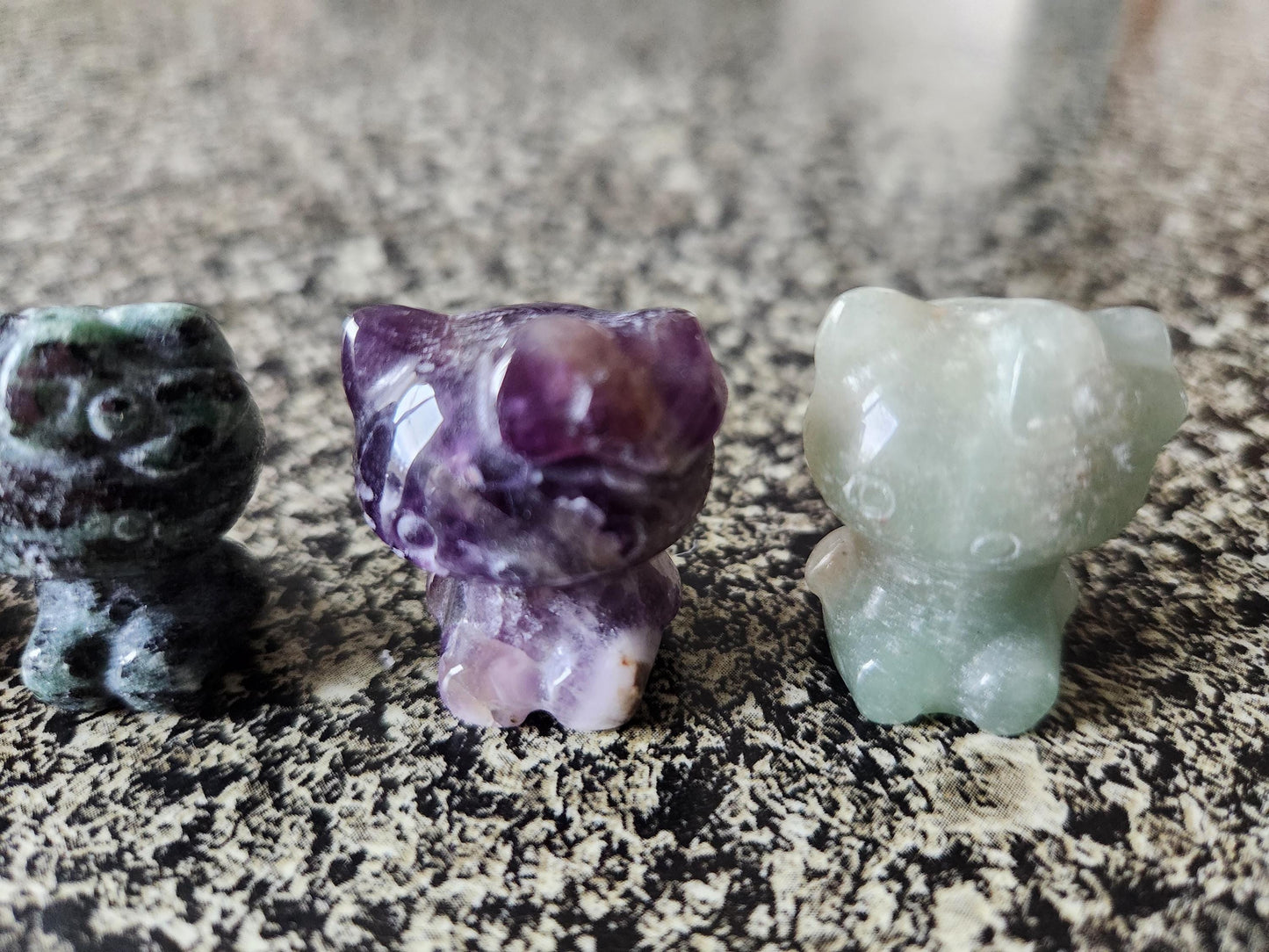 Carved Mini Hello Kitty Crystal Stone: Various Stone, One