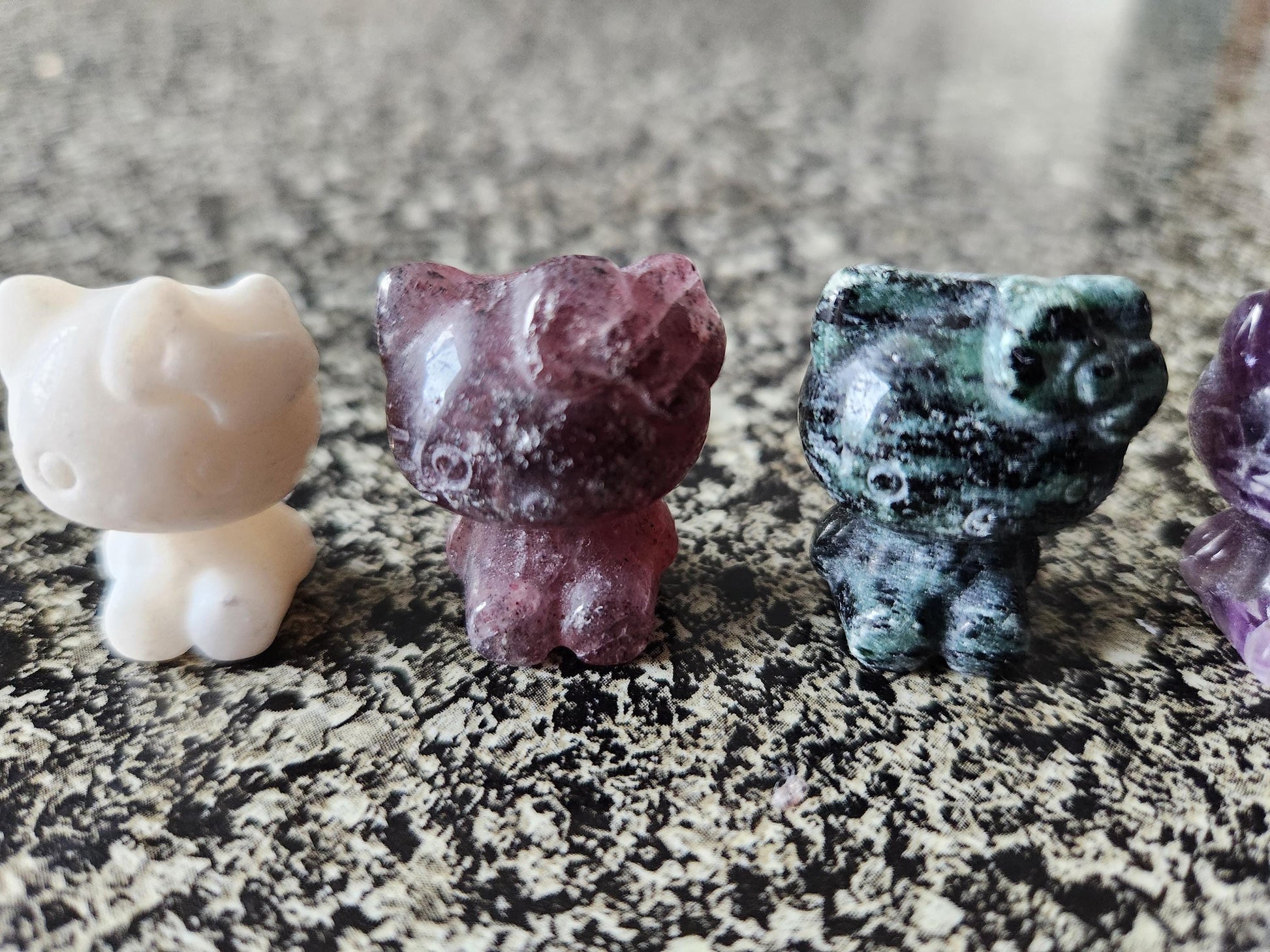 Carved Mini Hello Kitty Crystal Stone: Various Stone, One