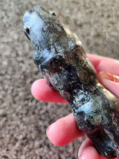 Jaguar Carved Kambaba Jasper Stone Natural Stone Crystal, Big Cat