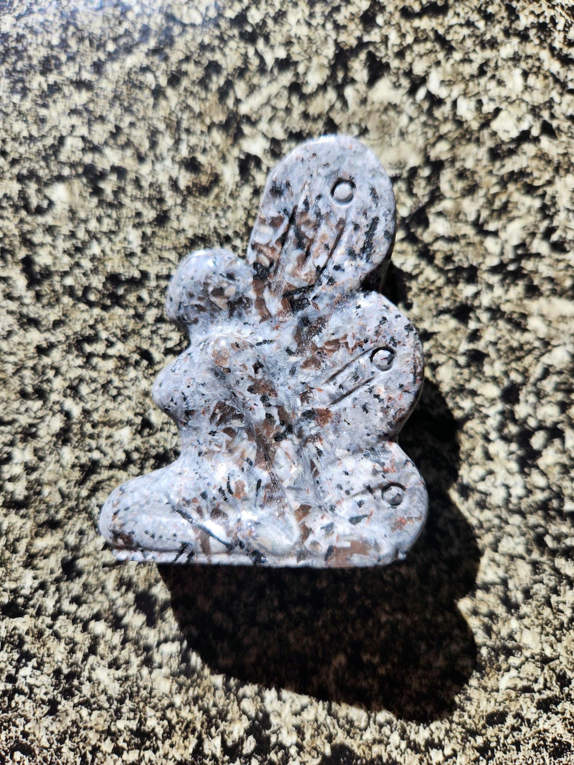 Unique AAA Yooperlite UV Reactive Fairy Crystal, Emberlite, Angel