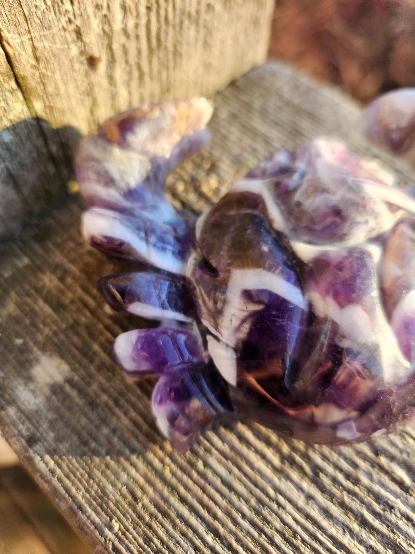 Chevron Dream Amethyst Crystal Crab, Large