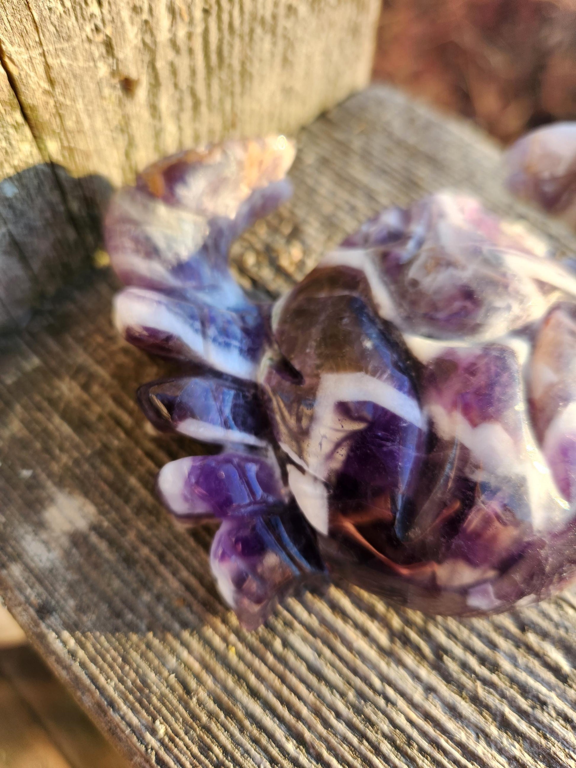 Chevron Dream Amethyst Crystal Crab, Large