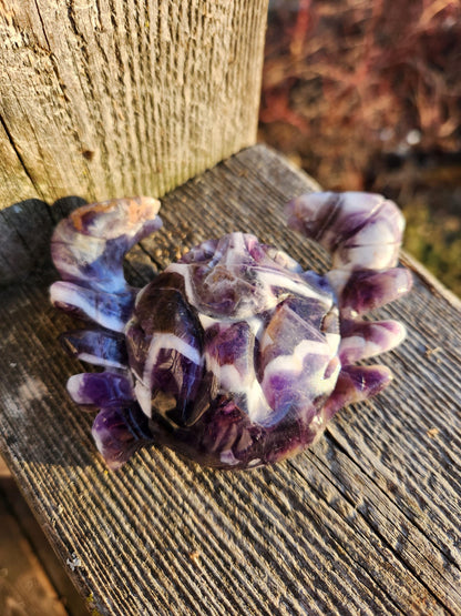 Chevron Dream Amethyst Crystal Crab, Large