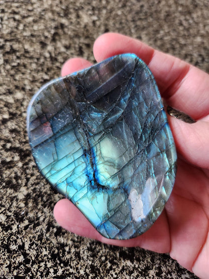Labradorite Bowl or Dish Carving: Crystal with Blue Flash