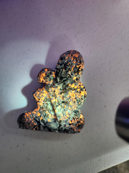 Unique AAA Yooperlite UV Reactive Fairy Crystal, Emberlite, Angel