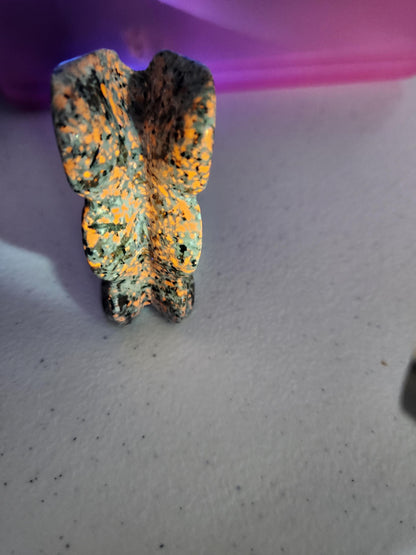 Unique AAA Yooperlite UV Reactive Fairy Crystal, Emberlite, Angel
