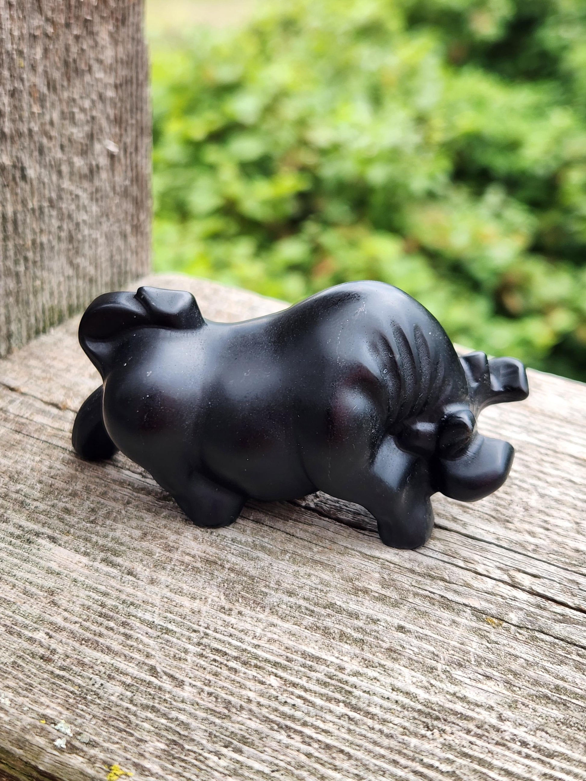 Black Obsidian Crystal Charging Bull, Taurus, Ox
