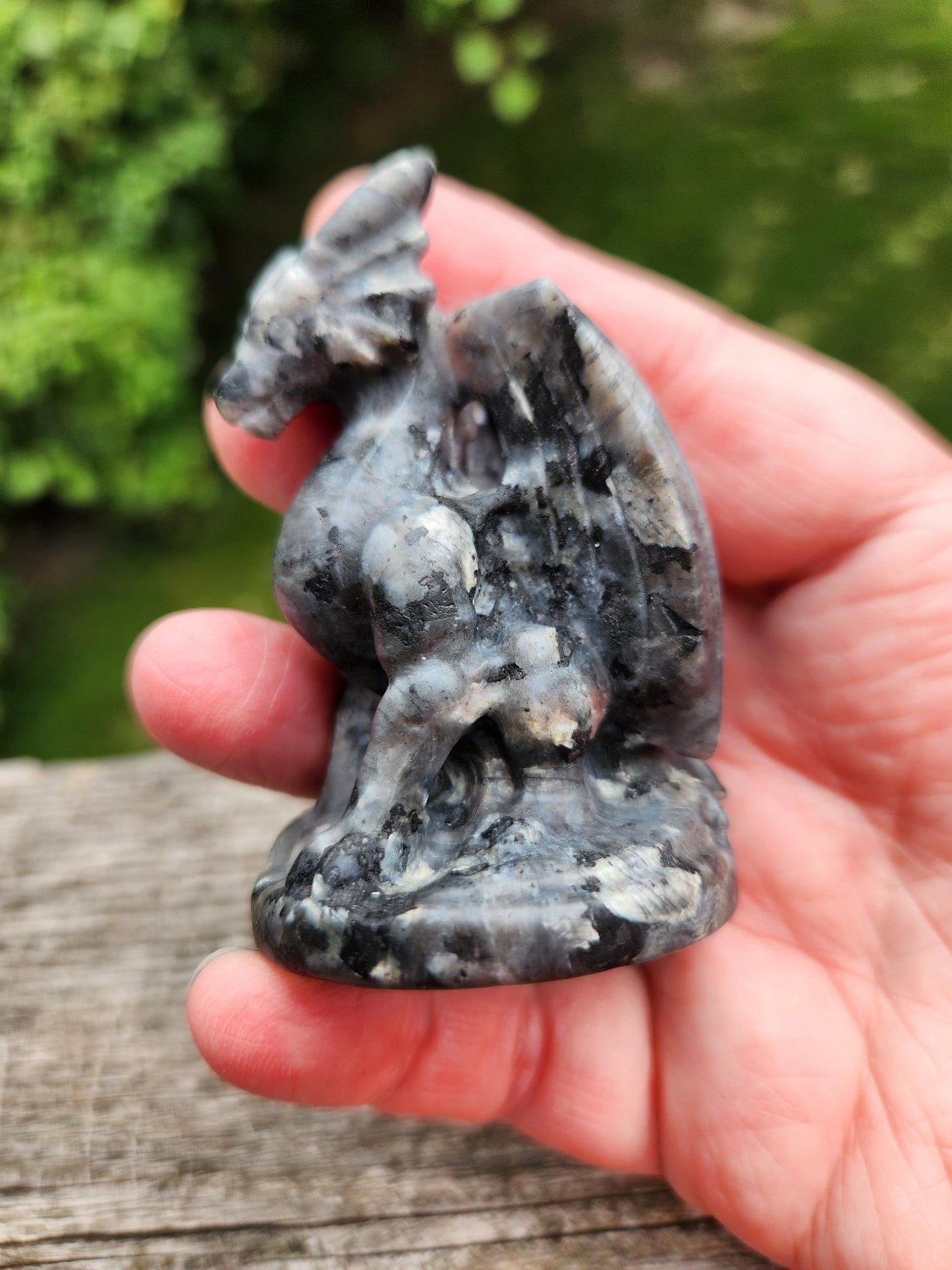 Larvakite Crystal Dragon Carving - DnD, Decor