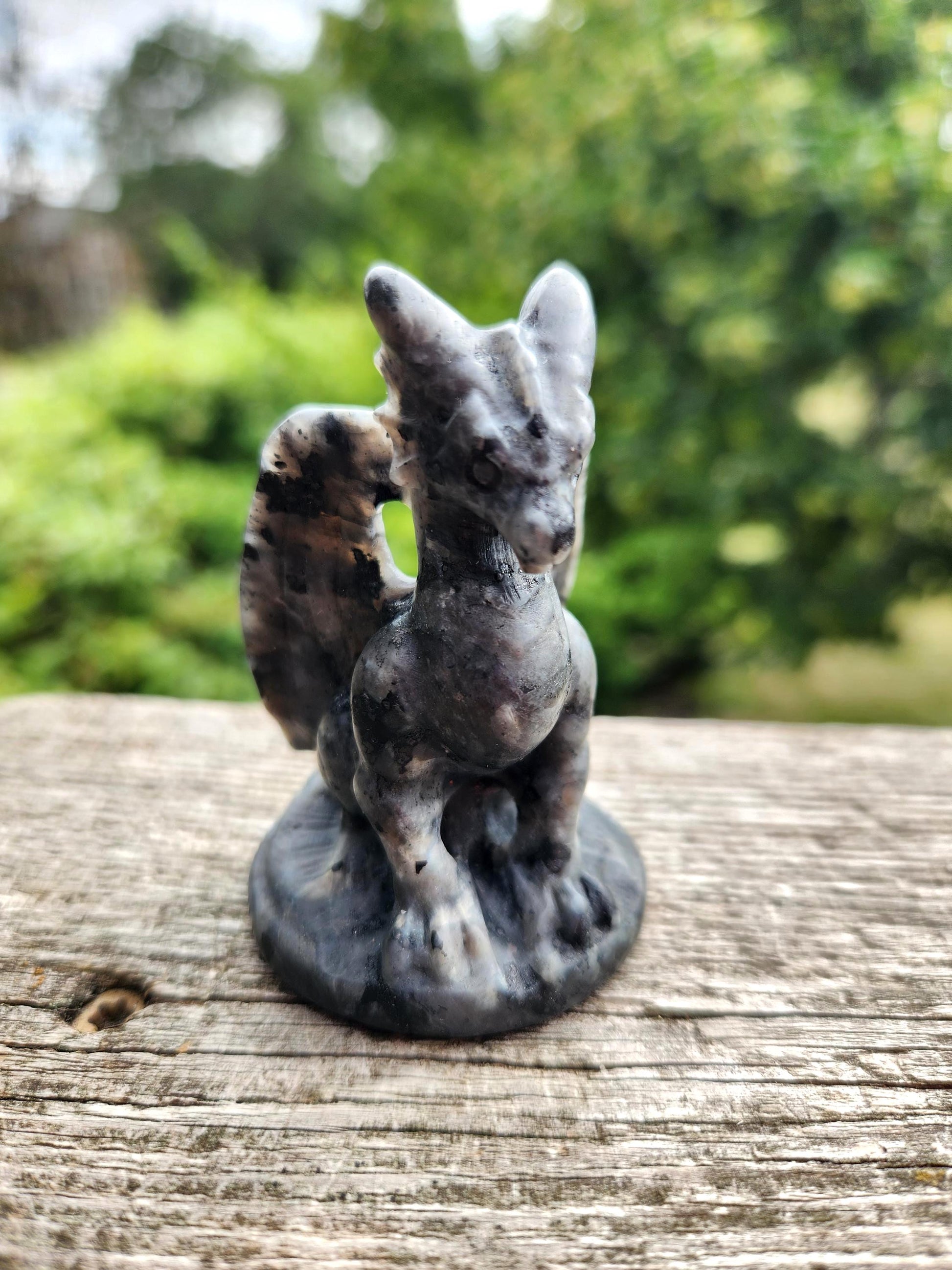 Larvakite Crystal Dragon Carving - DnD, Decor