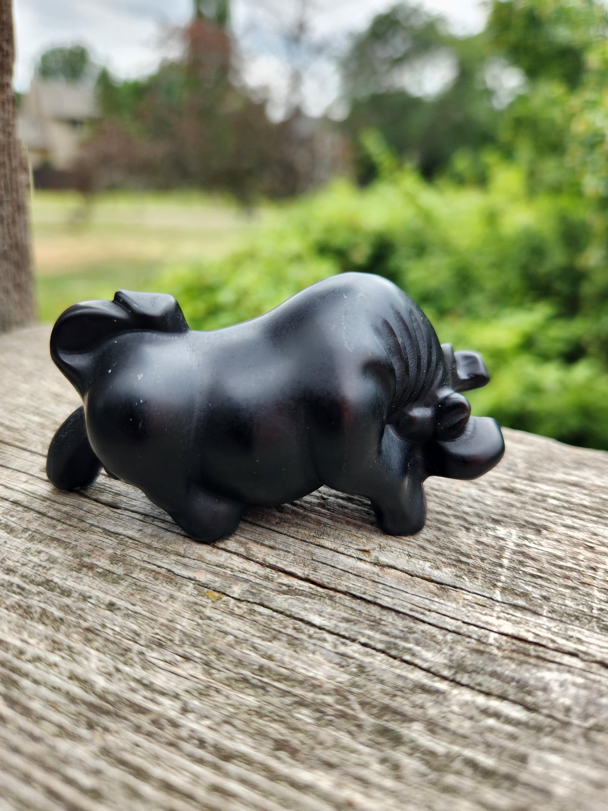 Black Obsidian Crystal Charging Bull, Taurus, Ox