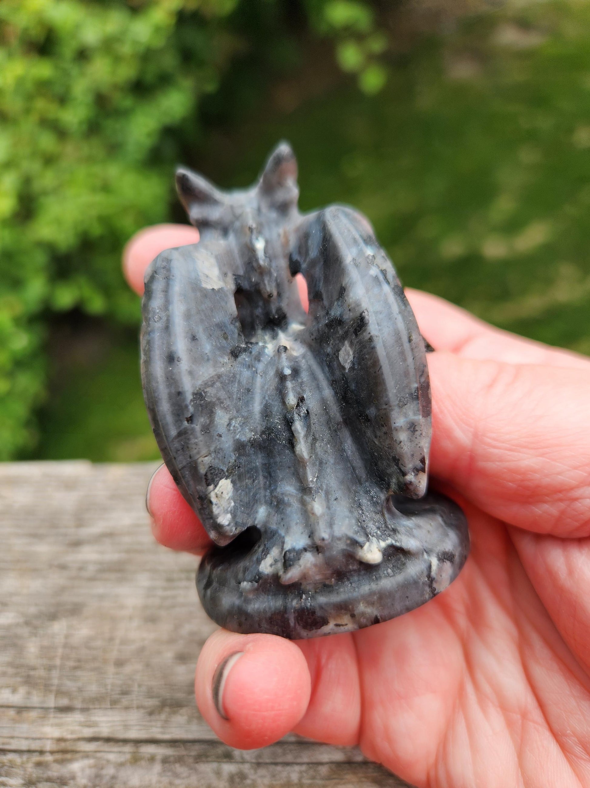 Larvakite Crystal Dragon Carving - DnD, Decor