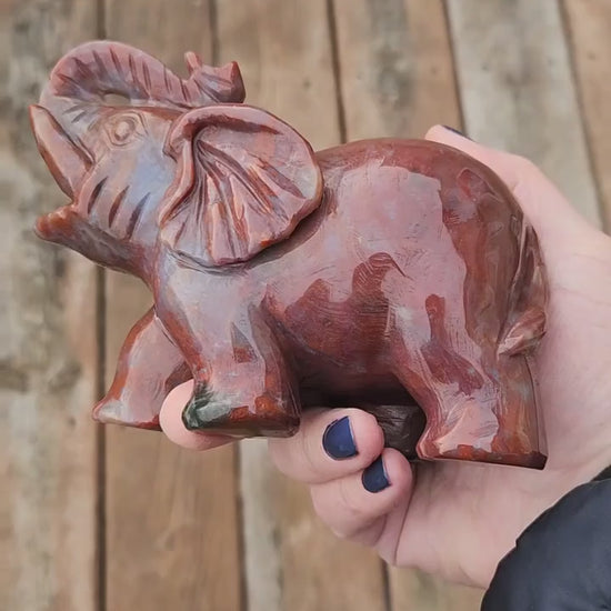 Beautiful High Polished Indian Agate Carved Elephant Crystal Stone